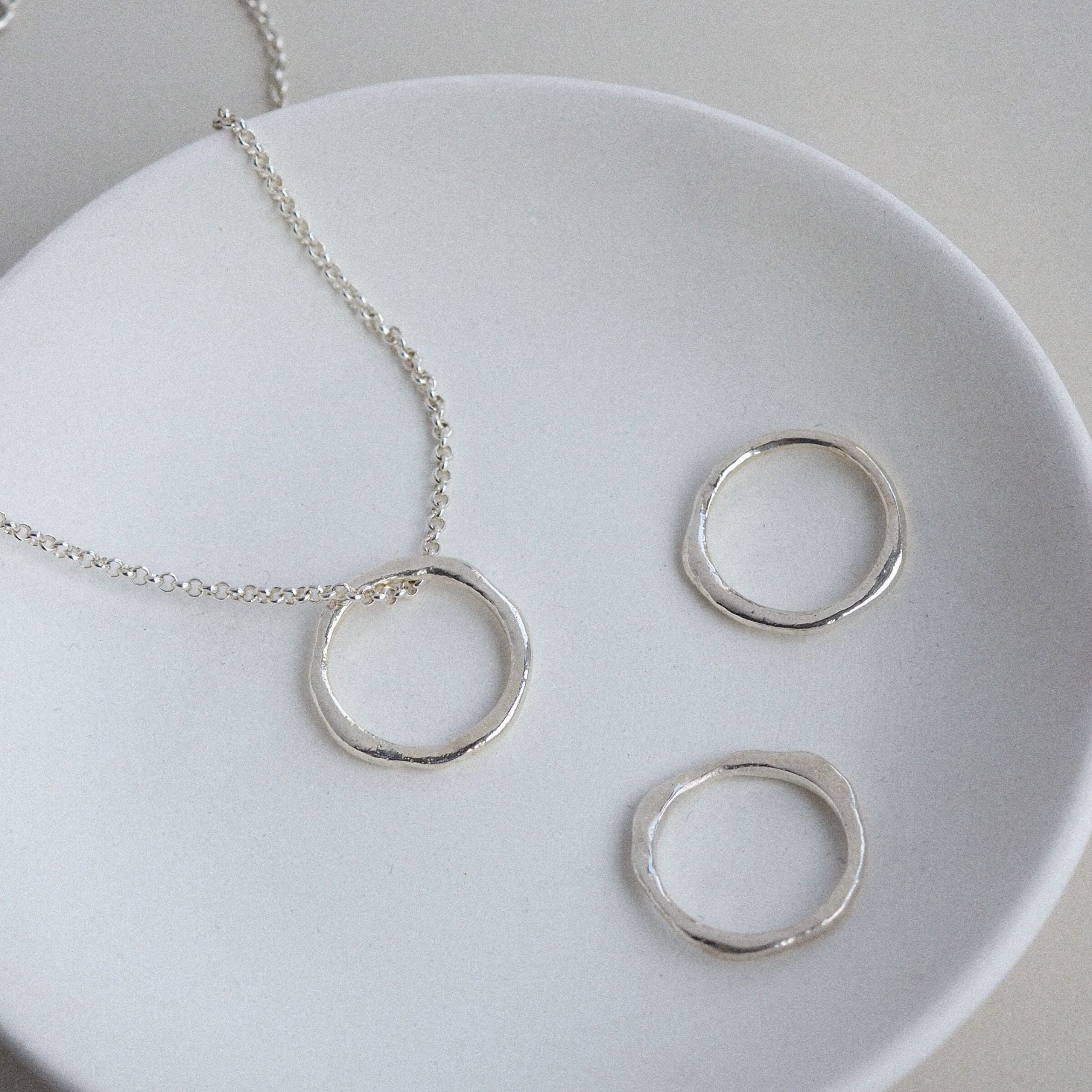 Sterling Silver Floating Necklace |